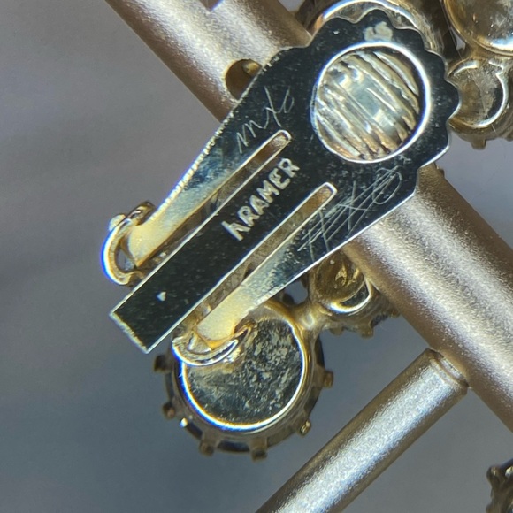 RARE Vintage Kramer New York Red Rhinestone AB Climbing Earring’s - Picture 8 of 8